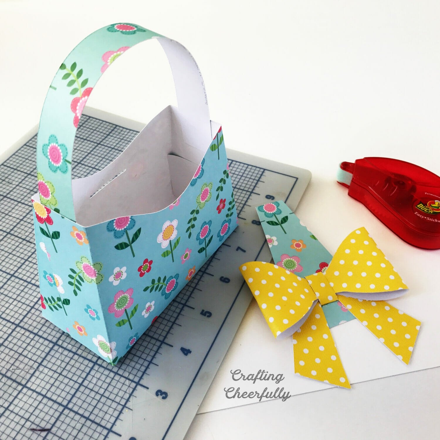 DIY Paper Purse Treat Box Free SVG Cut File Crafting Cheerfully DIY Paper Purse Treat Box Free SVG Cut File Crafting Cheerfully