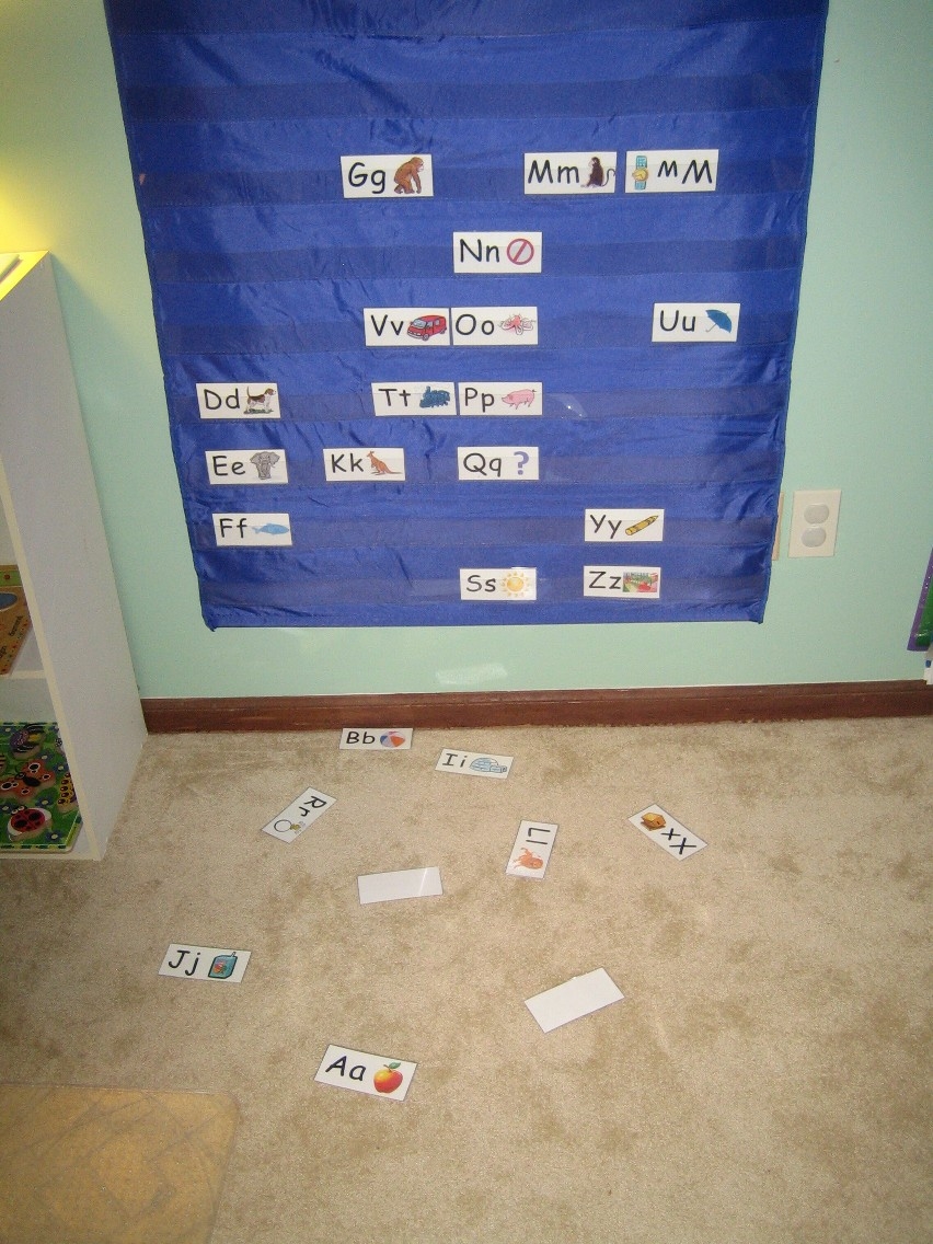 FREE Alphabet Printable For The Pocket Chart